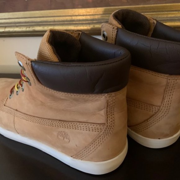 TIMBERLAND WOMENS SKYLA BAY LACE-UP BOOT - TAN - Picture 7 of 8